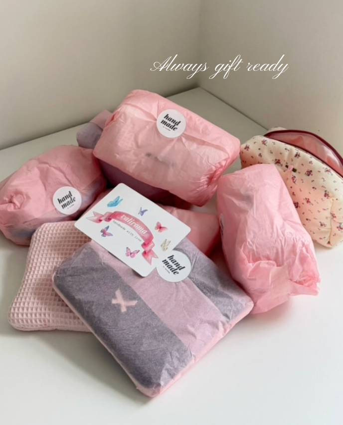 Dark Cherry – Personalised Beauty Bag