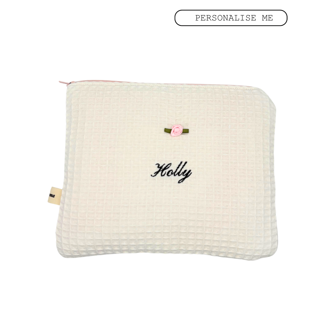 Ivory – Personalised Beauty Pouch