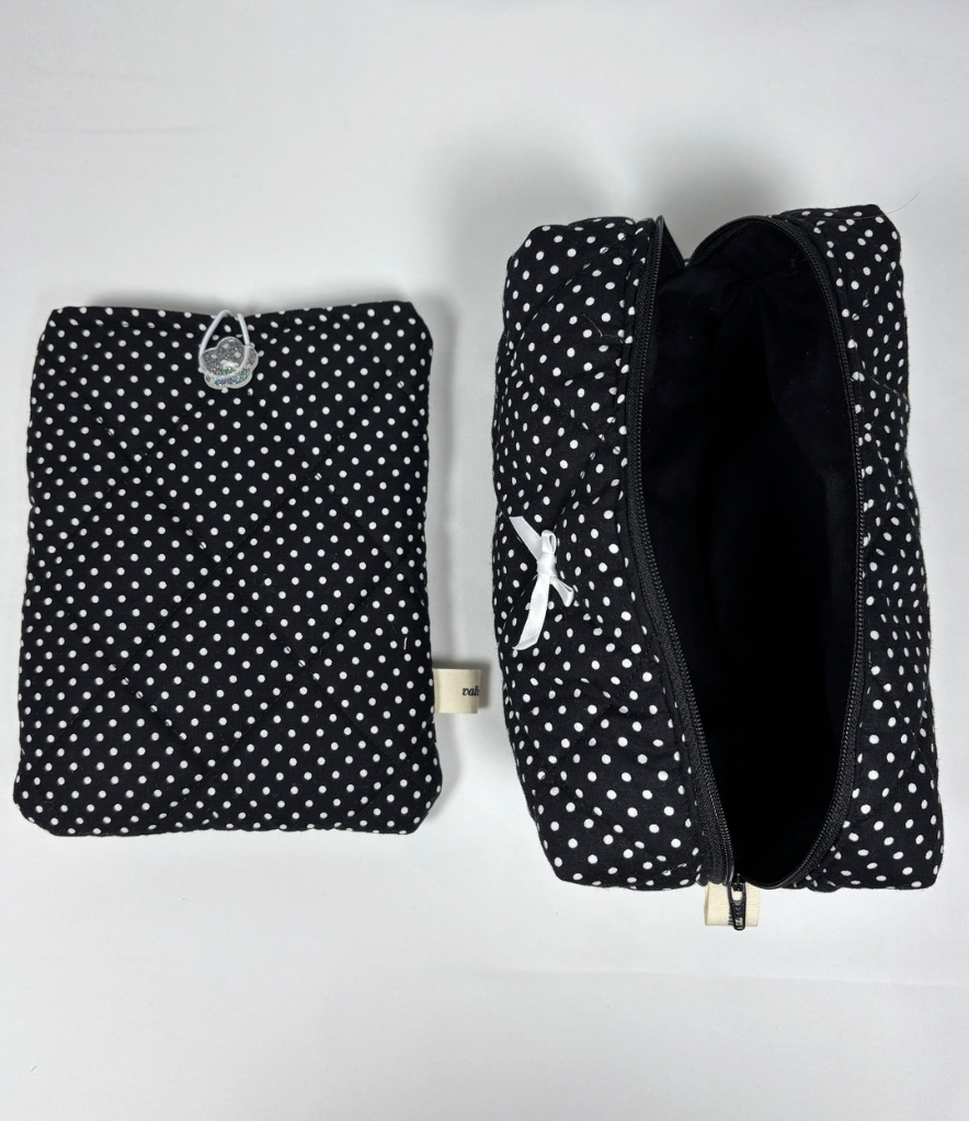 Polka Dot Book Sleeve